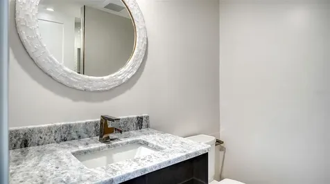 1211 Gulf Of Mexico Drive Longboat Key FL 34228