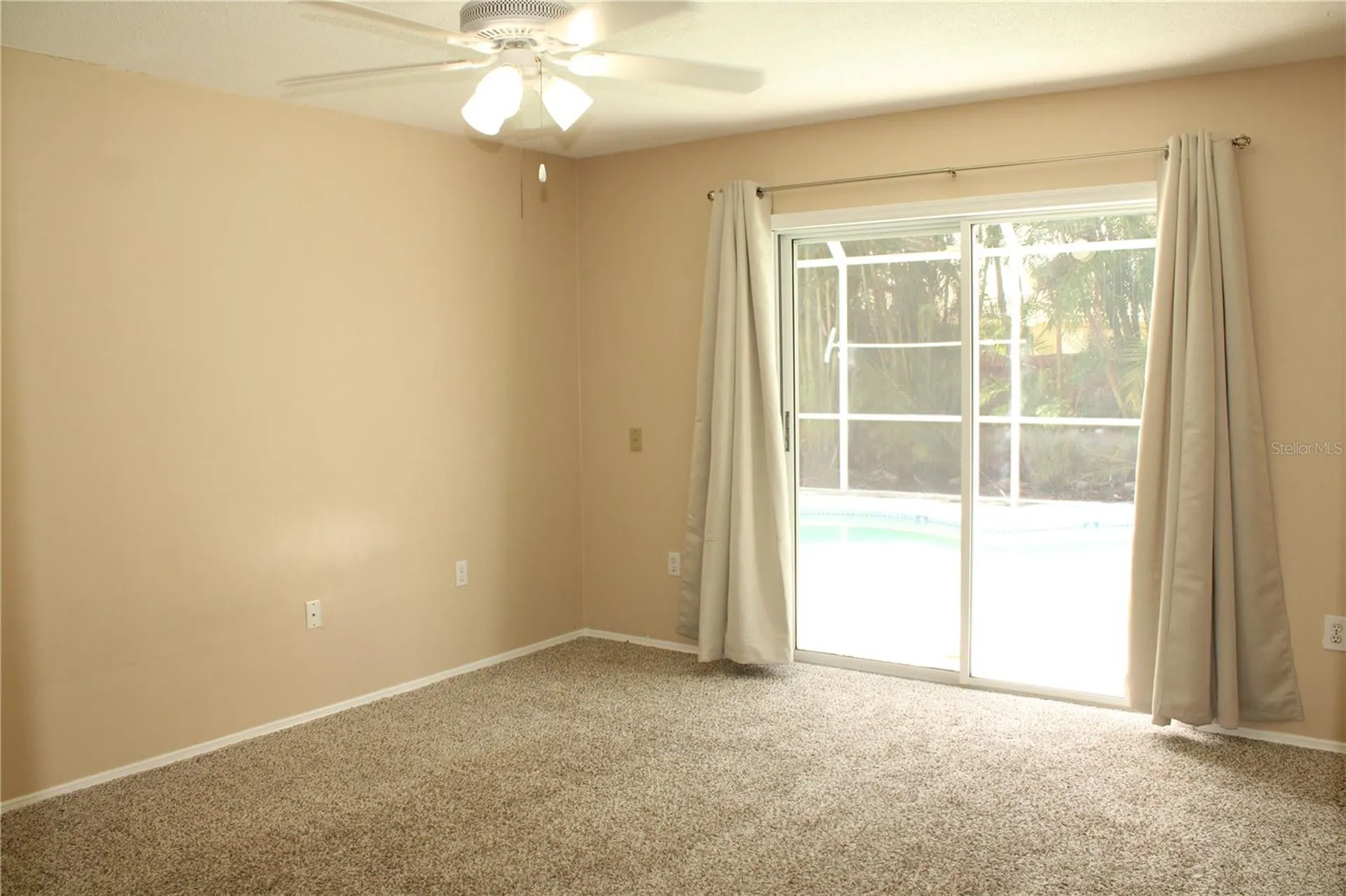 4215 18th Avenue Drive W Bradenton FL 34205