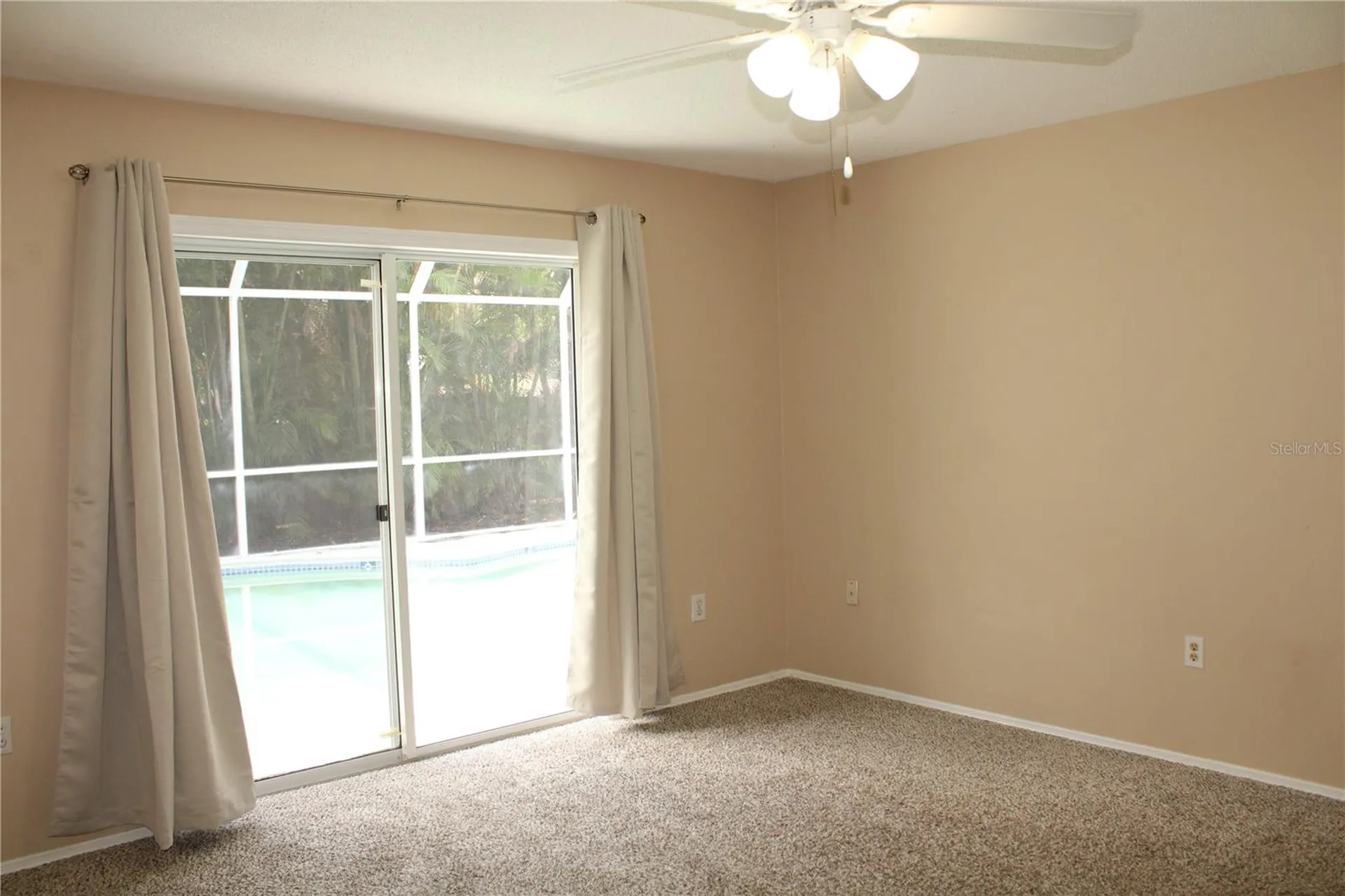 4215 18th Avenue Drive W Bradenton FL 34205