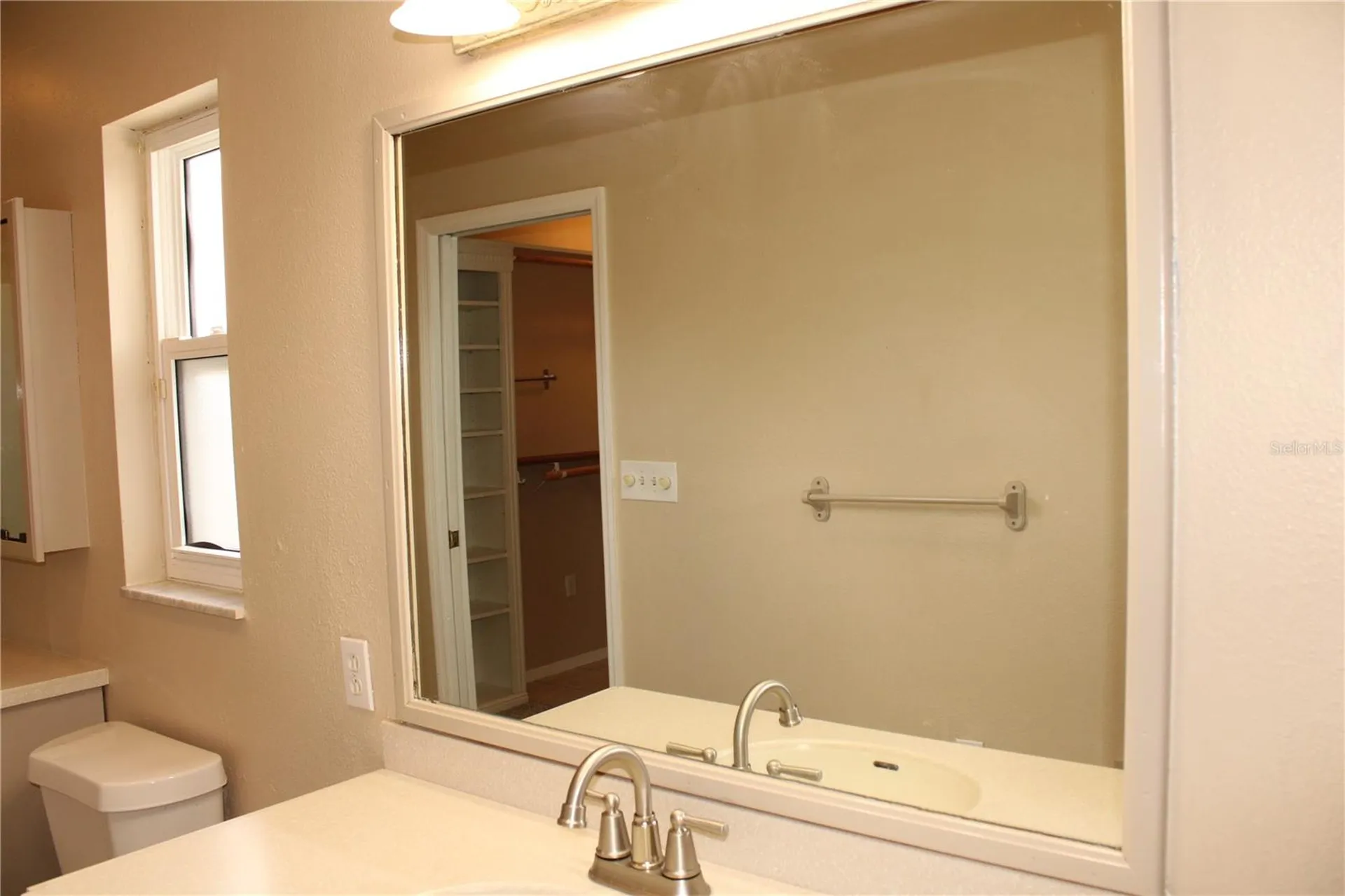 4215 18th Avenue Drive W Bradenton FL 34205