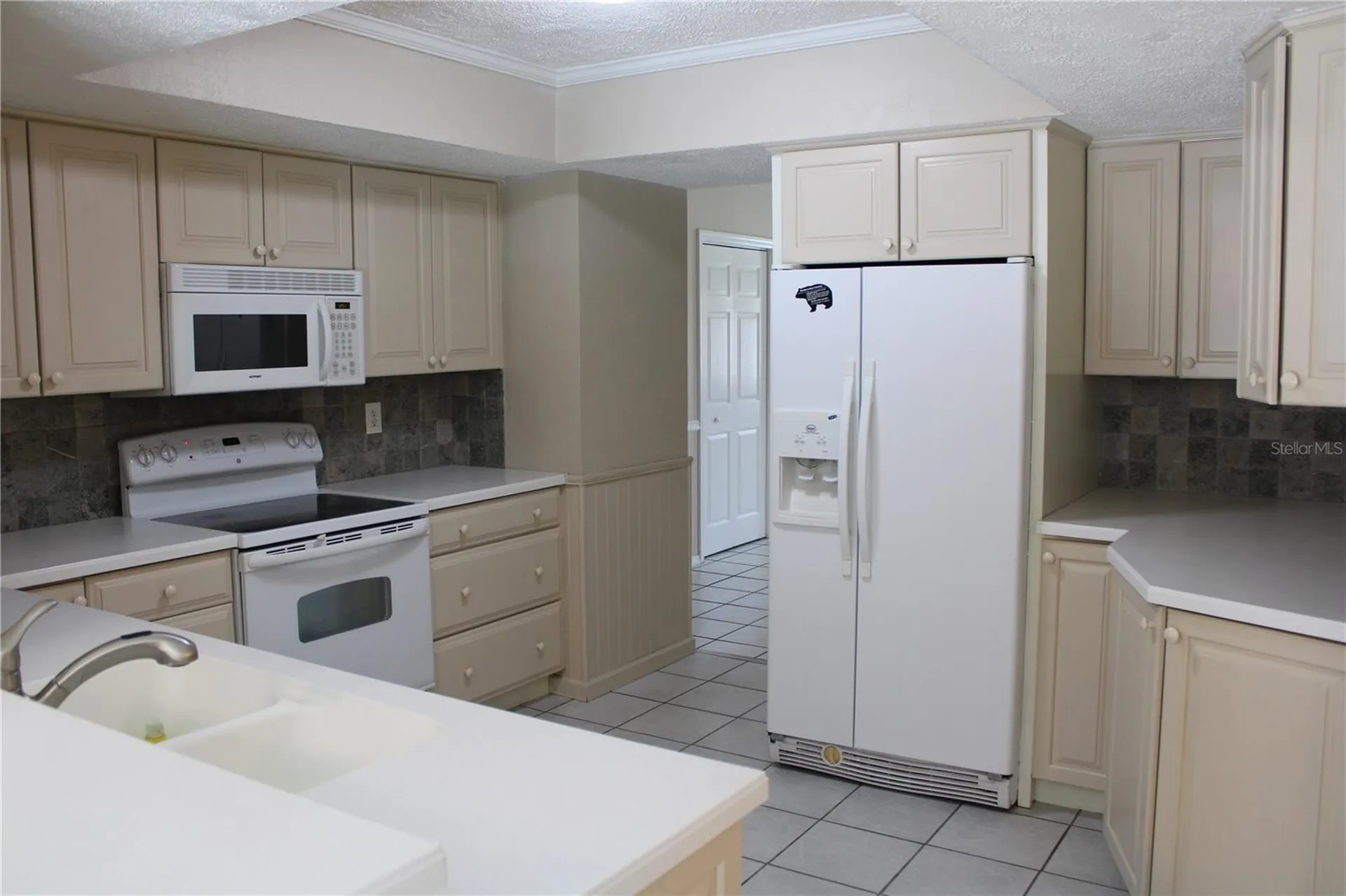 4215 18th Avenue Drive W Bradenton FL 34205
