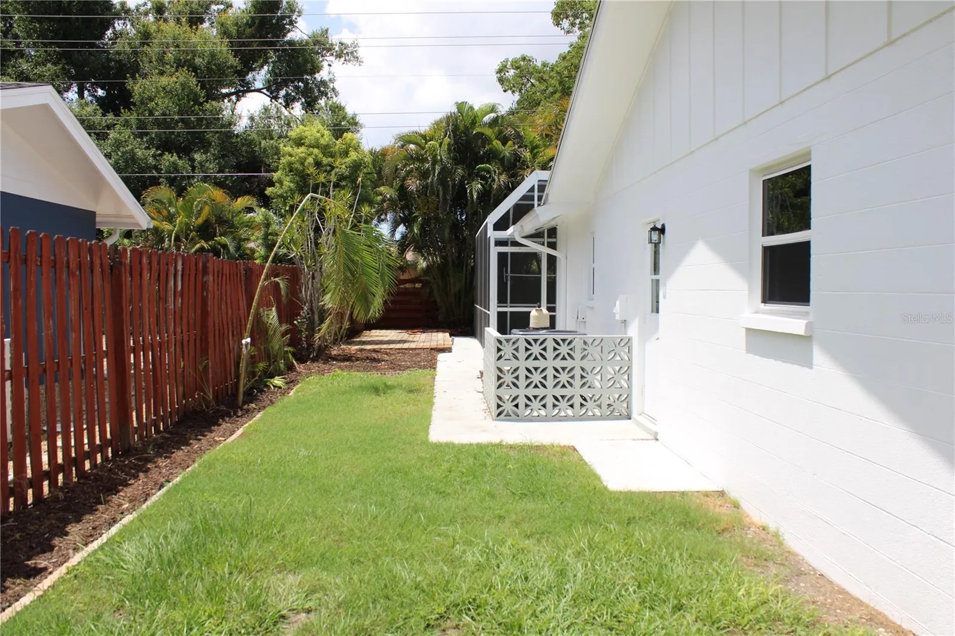 4215 18th Avenue Drive W Bradenton FL 34205