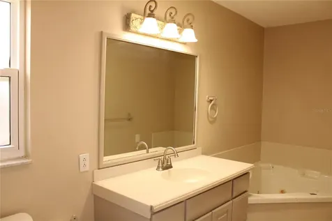 4215 18th Avenue Drive W Bradenton FL 34205