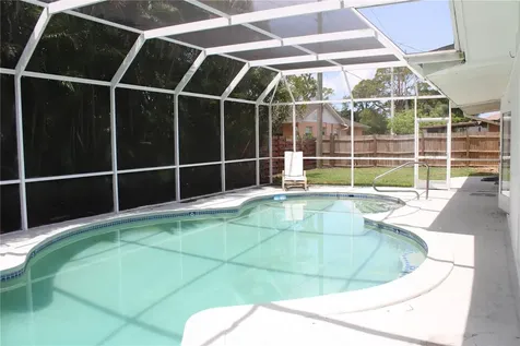4215 18th Avenue Drive W Bradenton FL 34205