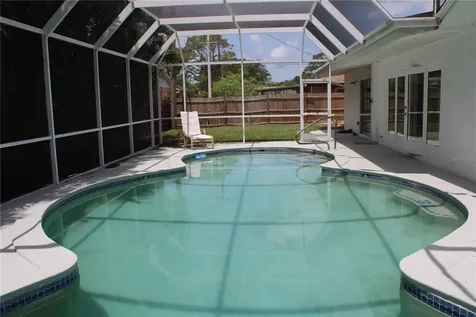 4215 18th Avenue Drive W Bradenton FL 34205