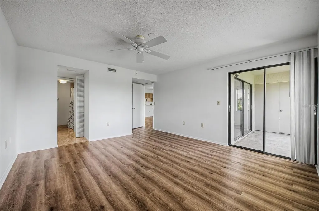 202 Mary Drive Oldsmar FL 34677