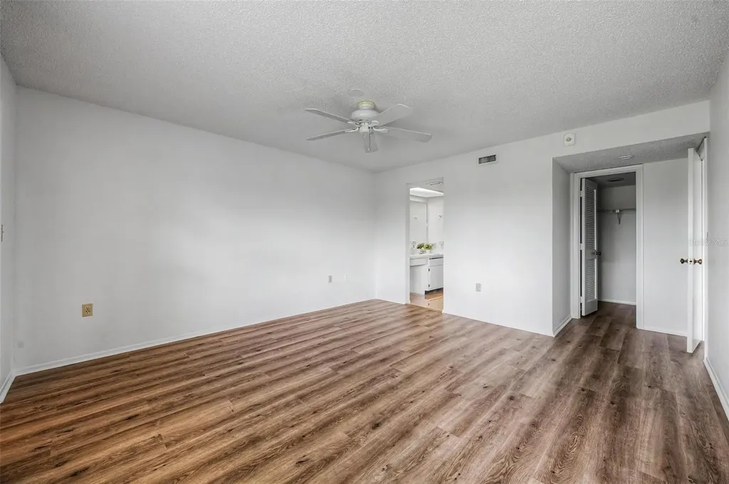 202 Mary Drive Oldsmar FL 34677