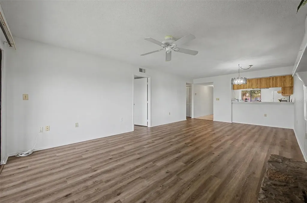 202 Mary Drive Oldsmar FL 34677