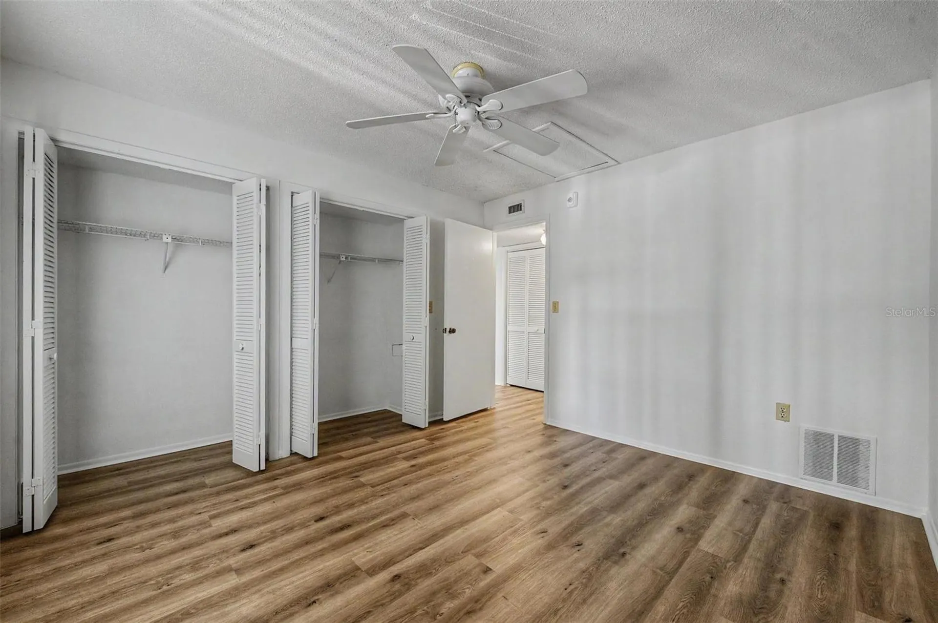 202 Mary Drive Oldsmar FL 34677