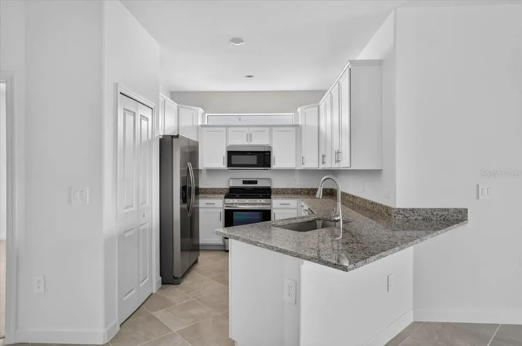 5316 Crystal Harbor Cove Bradenton FL 34211