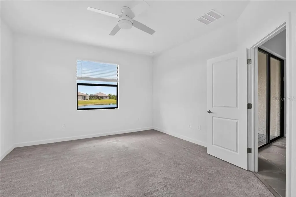 5316 Crystal Harbor Cove Bradenton FL 34211