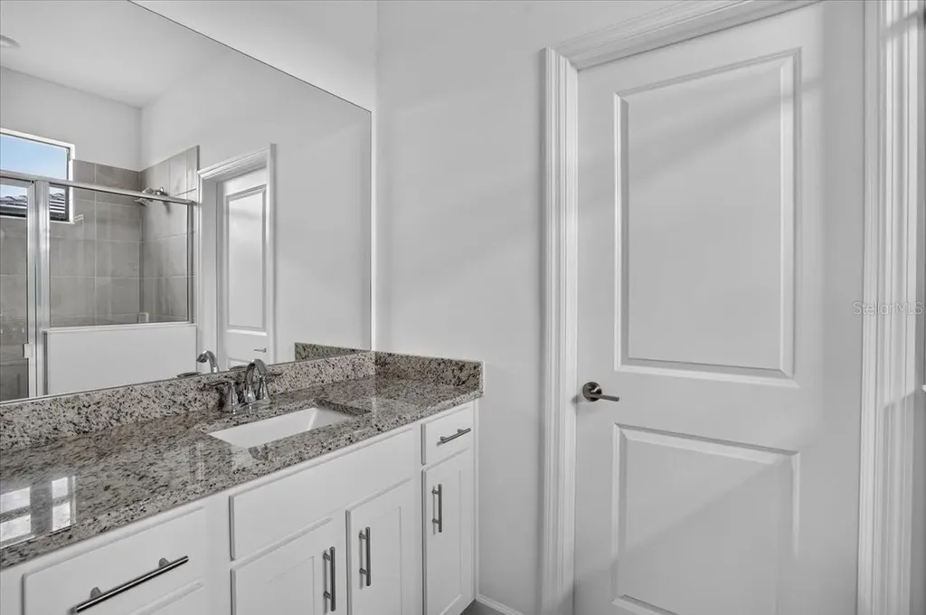 5316 Crystal Harbor Cove Bradenton FL 34211