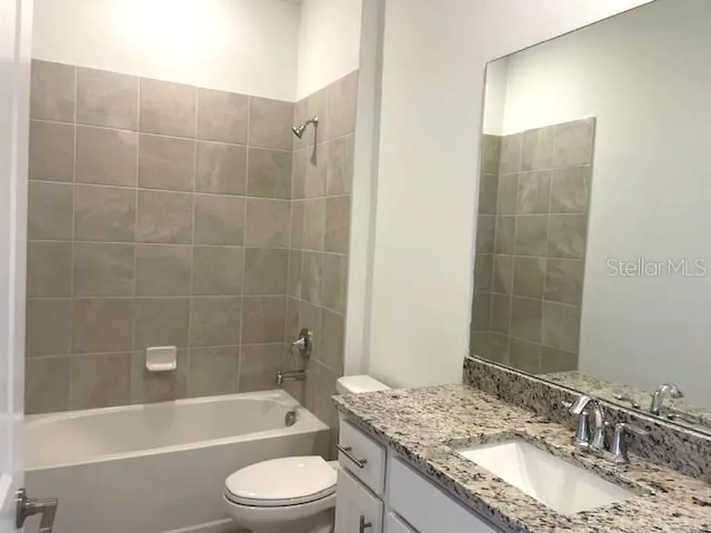 5316 Crystal Harbor Cove Bradenton FL 34211
