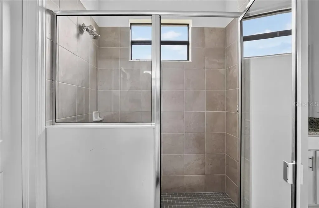 5316 Crystal Harbor Cove Bradenton FL 34211