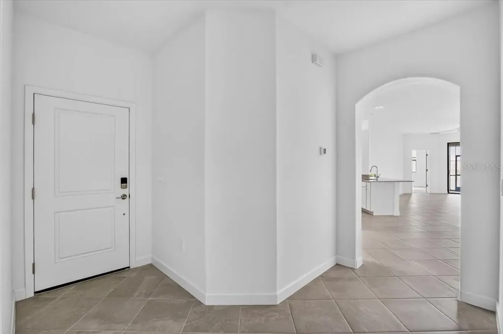 5316 Crystal Harbor Cove Bradenton FL 34211