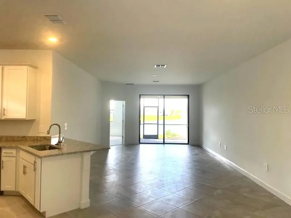5316 Crystal Harbor Cove Bradenton FL 34211