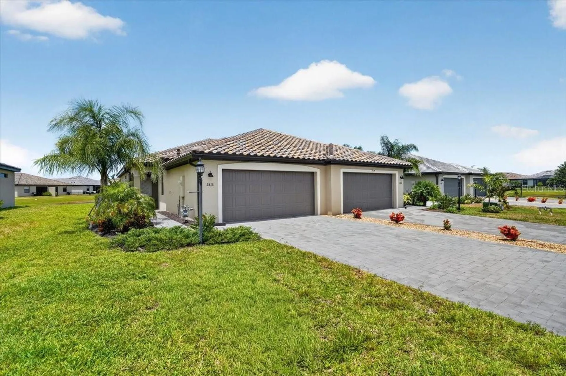 5316 Crystal Harbor Cove Bradenton FL 34211
