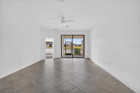 5316 Crystal Harbor Cove Bradenton FL 34211