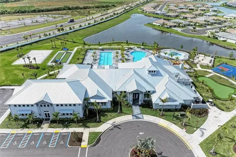 5316 Crystal Harbor Cove Bradenton FL 34211