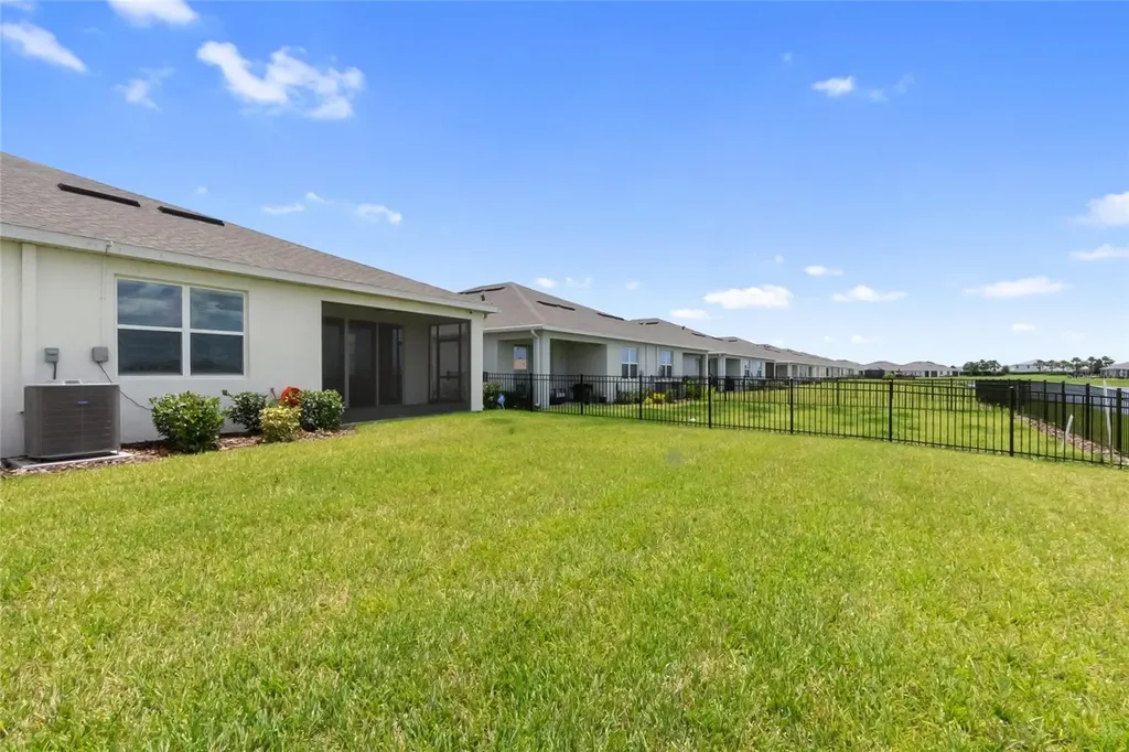 18145 Cropside Trail Bradenton FL 34211