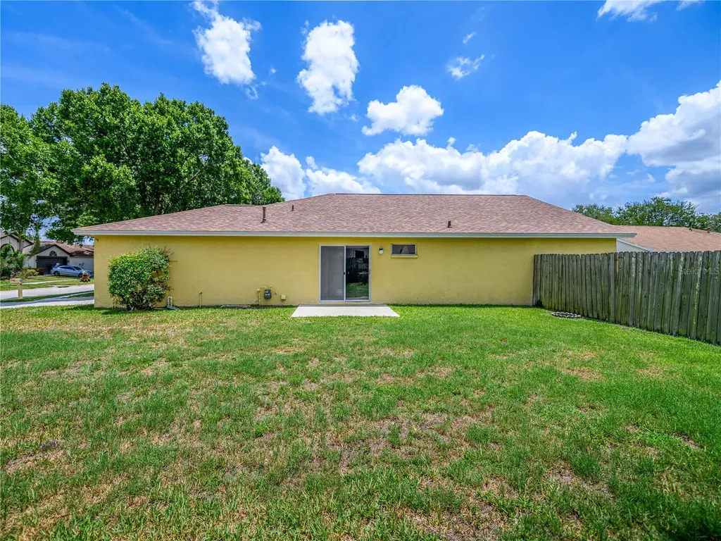 1407 Wakefield Drive Brandon FL 33511