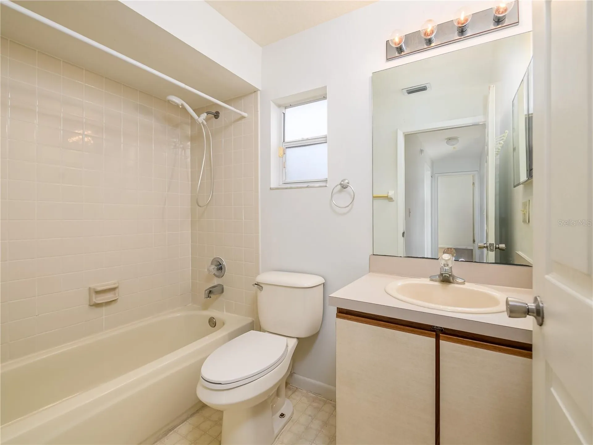 1407 Wakefield Drive Brandon FL 33511