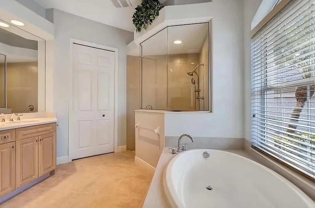 1704 Amberwynd Circle W Palmetto FL 34221
