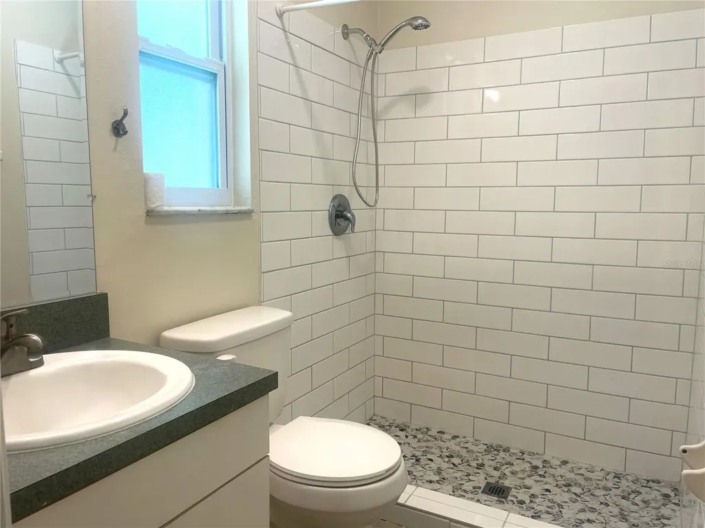 220 Avalon Road Venice FL 34293