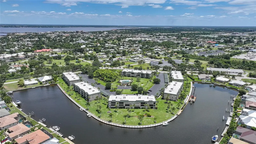 601 Shreve Street Punta Gorda FL 33950