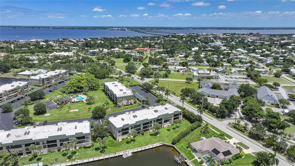 601 Shreve Street Punta Gorda FL 33950