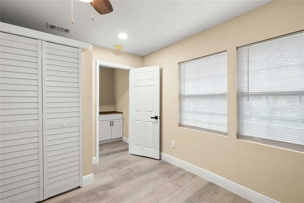 3204 E 23rd Avenue Tampa FL 33605