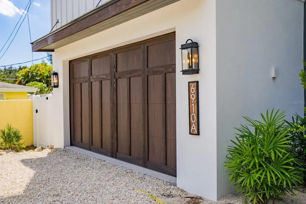 6910 Midnight Pass Road Sarasota FL 34242
