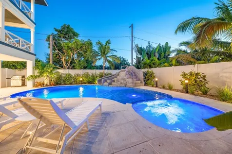 6910 Midnight Pass Road Sarasota FL 34242