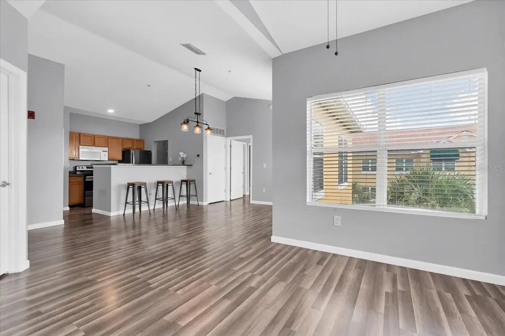 10764 70th Avenue Seminole FL 33772