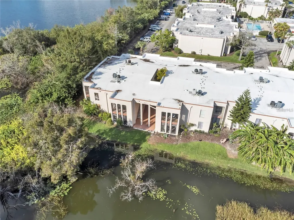542 Orange Drive Altamonte Springs FL 32701
