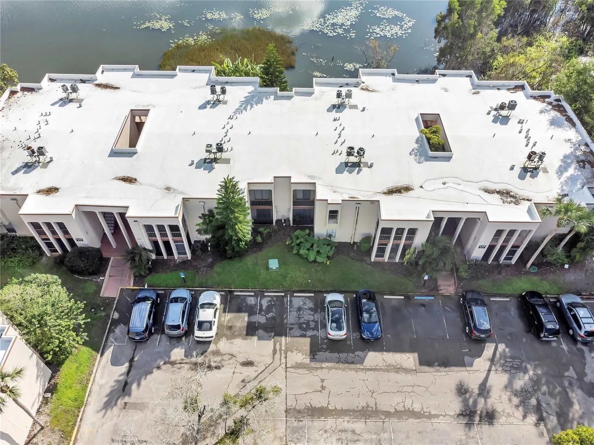 542 Orange Drive Altamonte Springs FL 32701