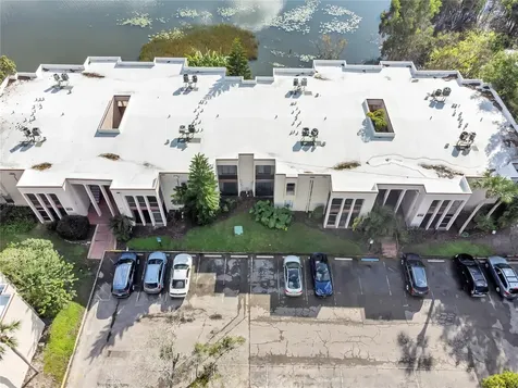 542 Orange Drive Altamonte Springs FL 32701