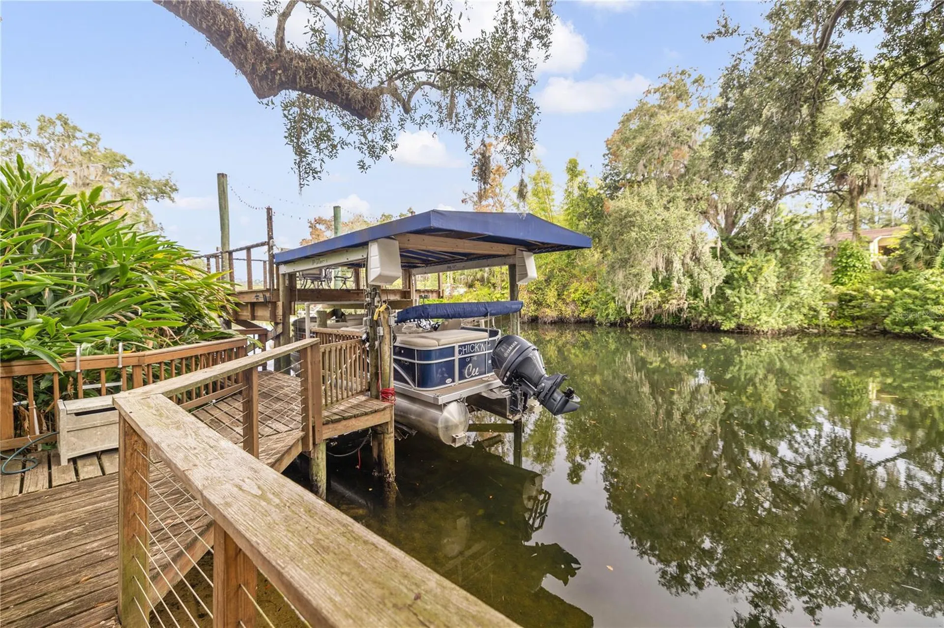 1418 E Park Circle Tampa FL 33604