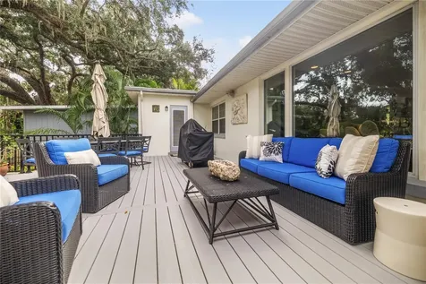 1418 E Park Circle Tampa FL 33604