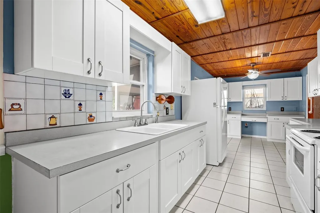 1205 Branda Vista Drive Brandon FL 33510