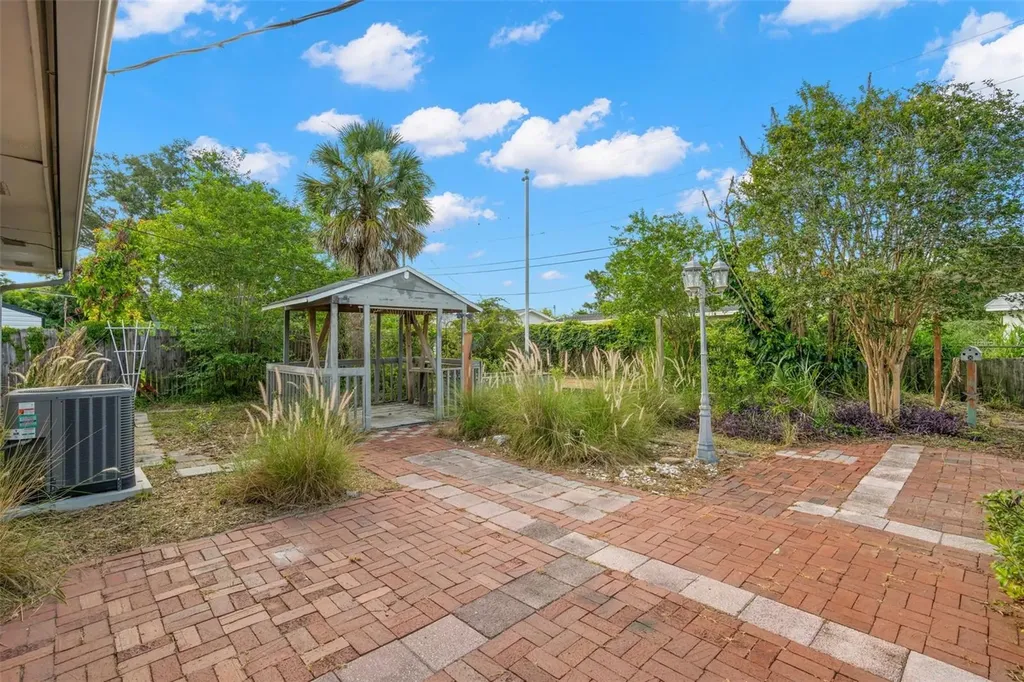 1205 Branda Vista Drive Brandon FL 33510
