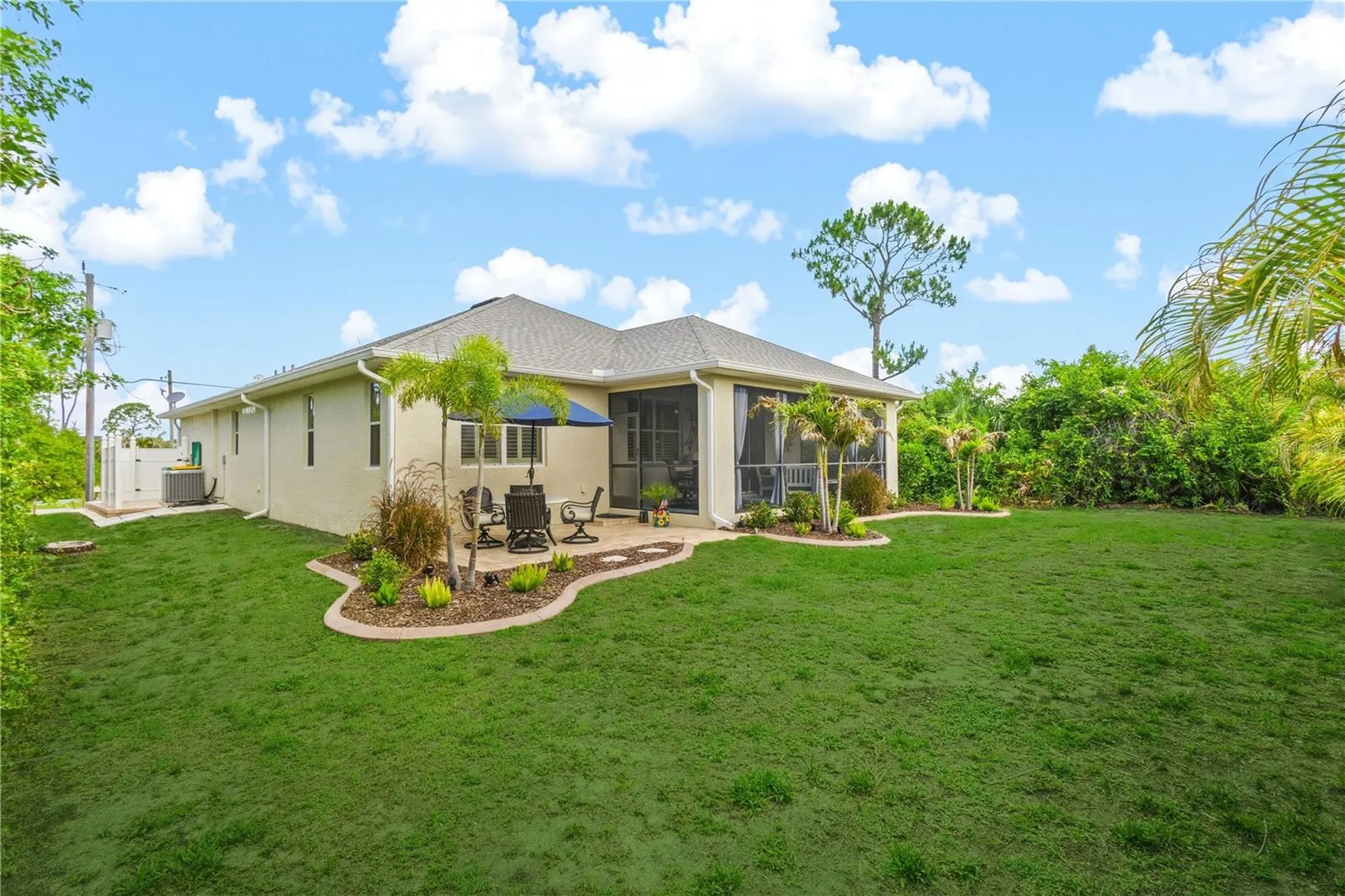 117 Beau Rivage Drive Rotonda West FL 33947