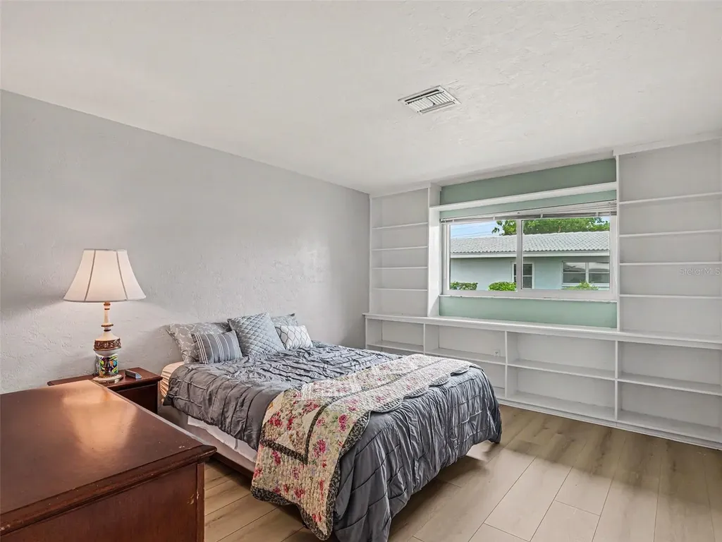 3618 Medford Lane Sarasota FL 34232