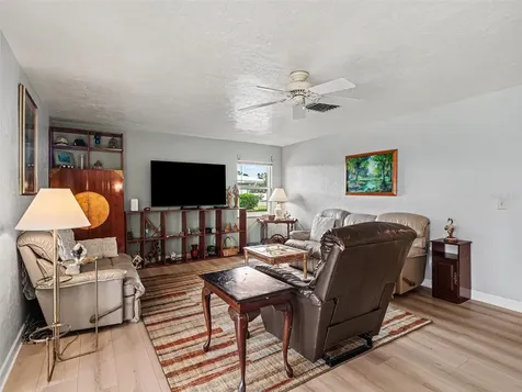 3618 Medford Lane Sarasota FL 34232