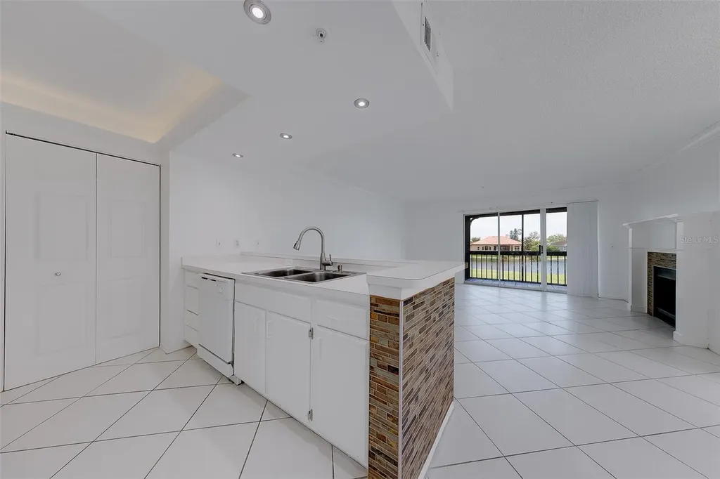 2400 Feather Sound Drive Clearwater FL 33762
