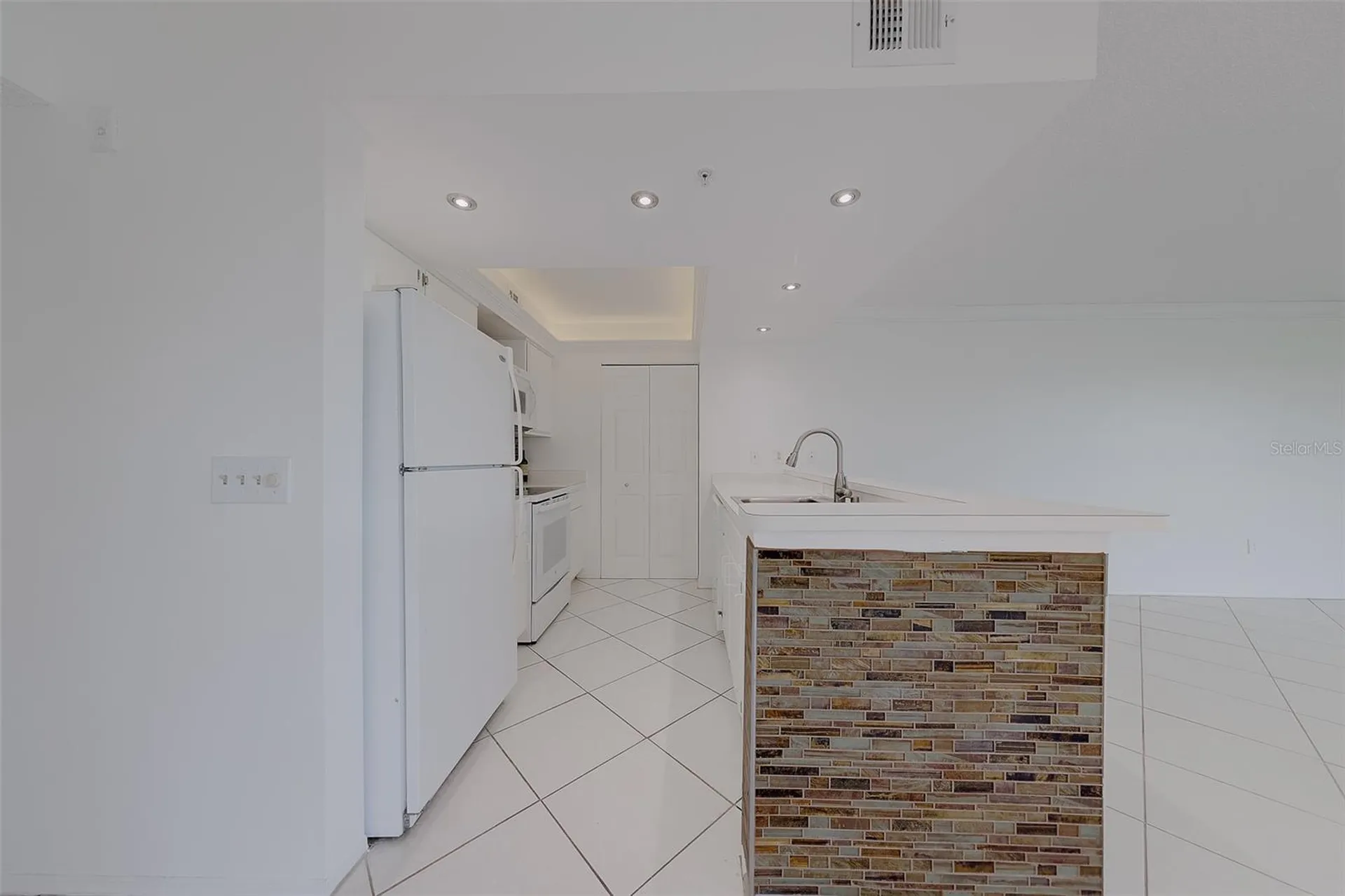 2400 Feather Sound Drive Clearwater FL 33762