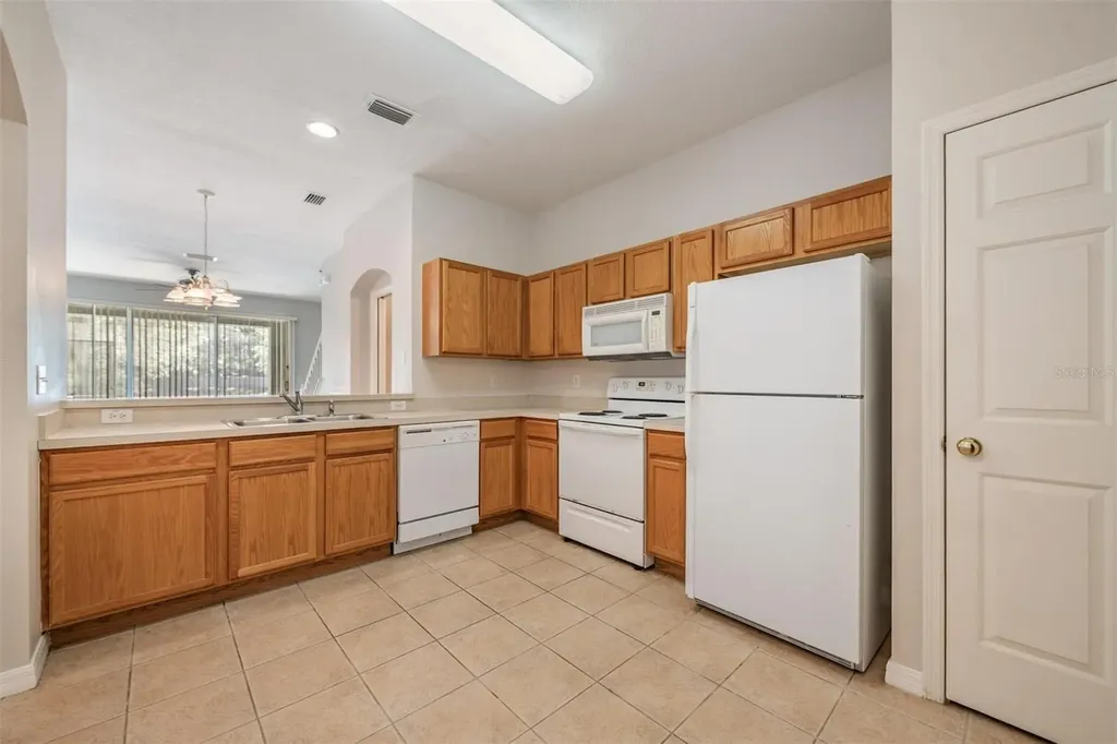 2461 Earlswood Court Brandon FL 33510