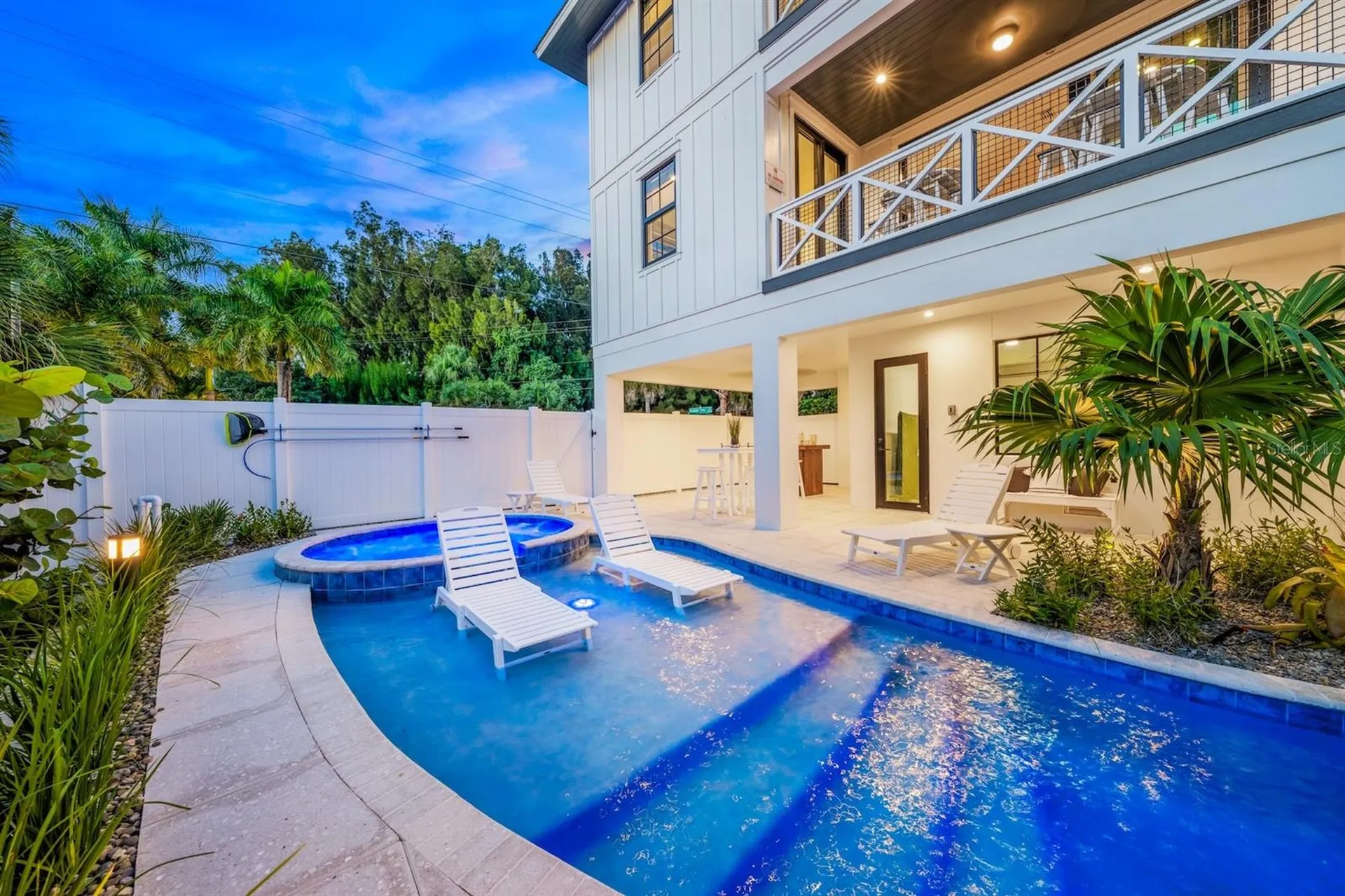 Sarasota FL 34242