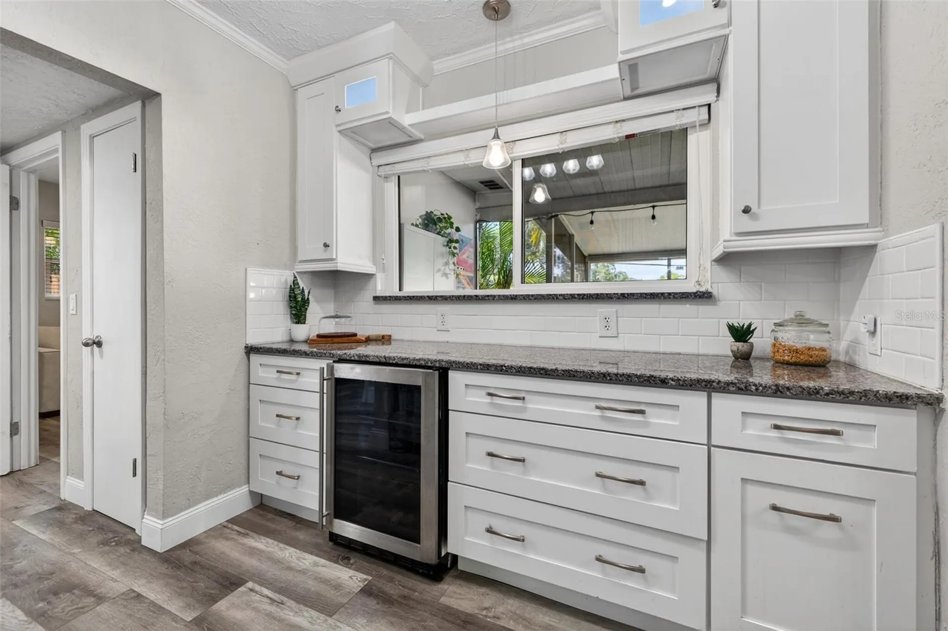 642 38th Avenue NE St Petersburg FL 33704
