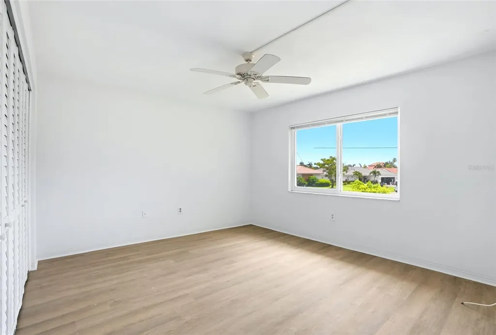 4570 Overlook Drive NE St Petersburg FL 33703